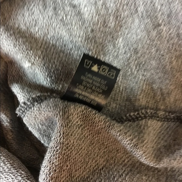 INSPIRED Hearts L long sleeve Epic Love Forever - Picture 9 of 15